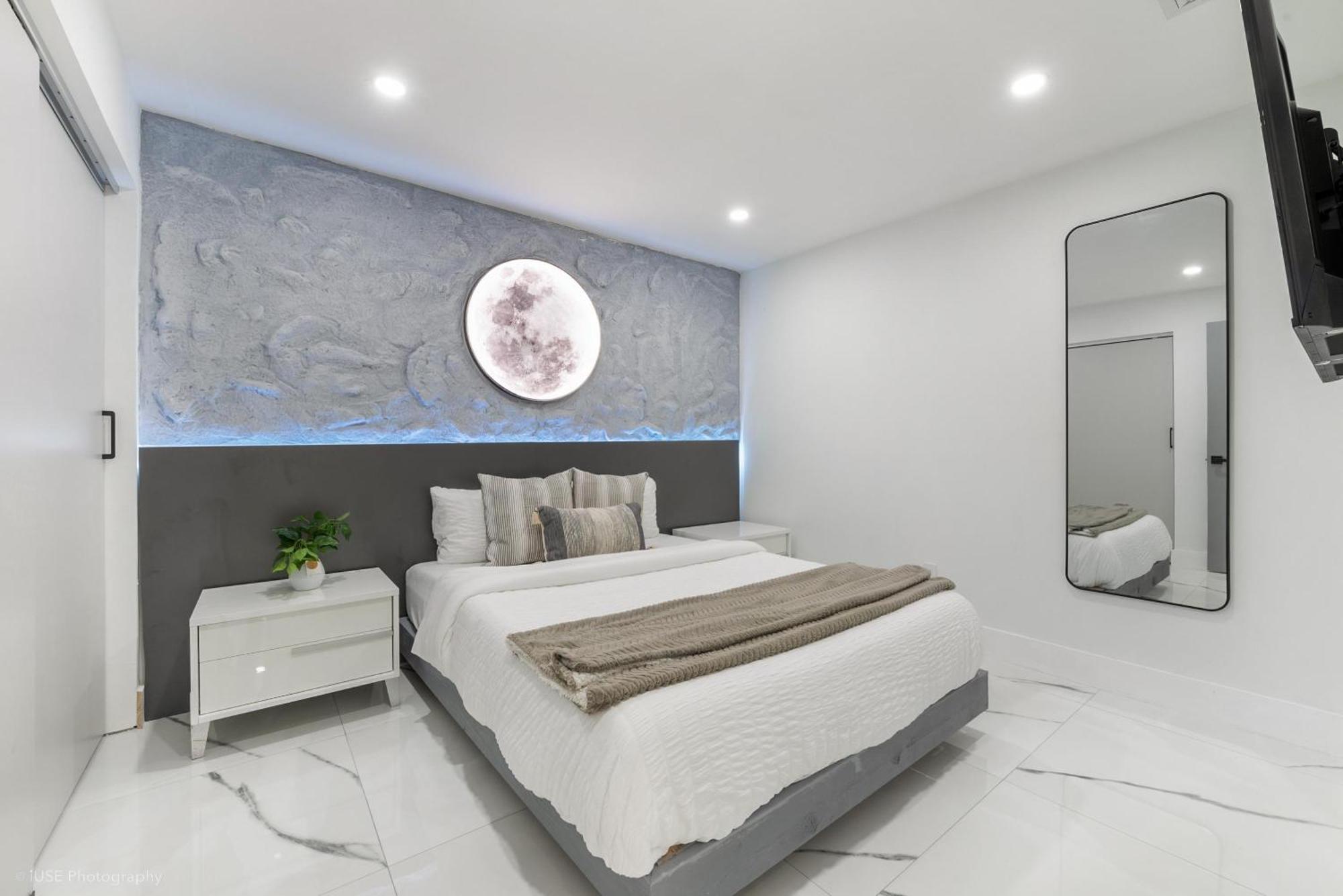 Hébergement de vacances 6br Ultimate Retreat Pool, Sports Court & Bbq L10 *