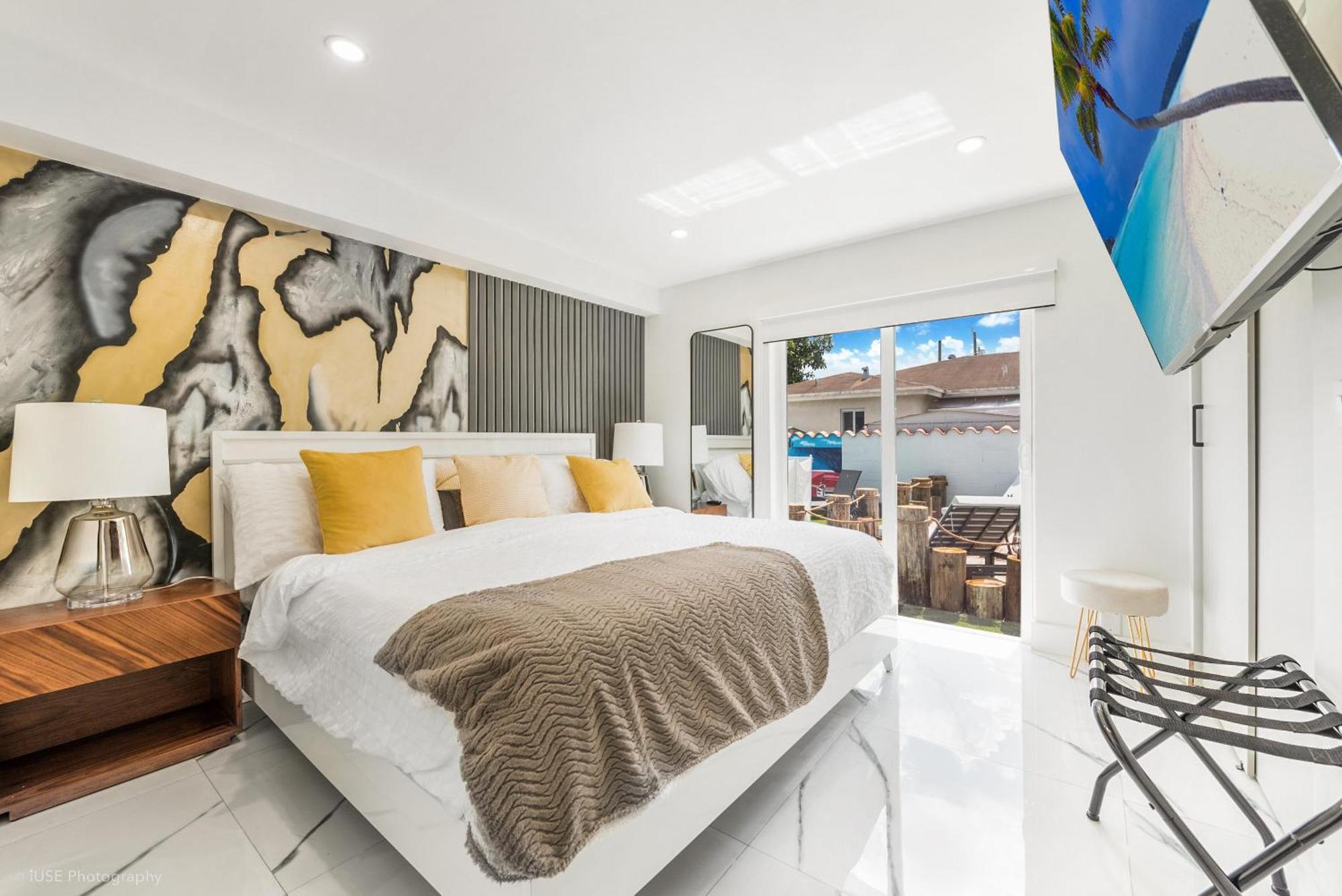 Сasa de vacaciones 6br Ultimate Retreat Pool, Sports Court & Bbq L10 *
