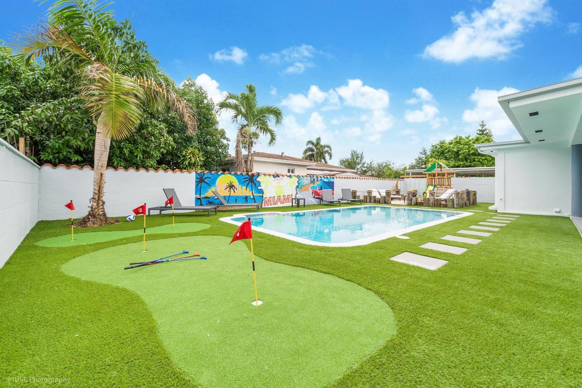 Сasa de vacaciones 6br Ultimate Retreat Pool, Sports Court & Bbq L10 Miami